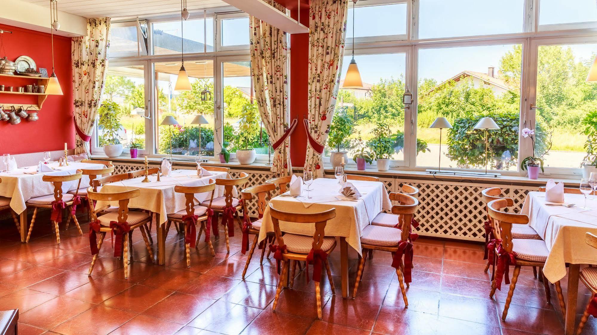 Landhotel Bayerische Alm ブルクハウゼン エクステリア 写真